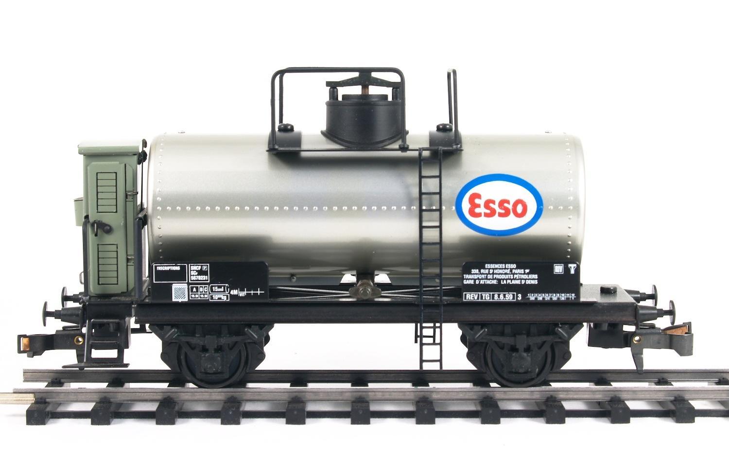 Esso FLEISCHMANN Wagon citerne rivetée à essieux "ESSO" SNCF HO 1/87 